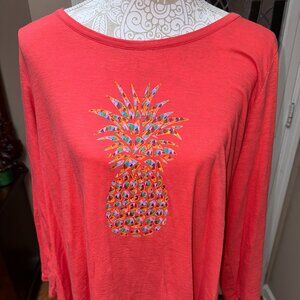 Crown & Ivy Pineapple Top